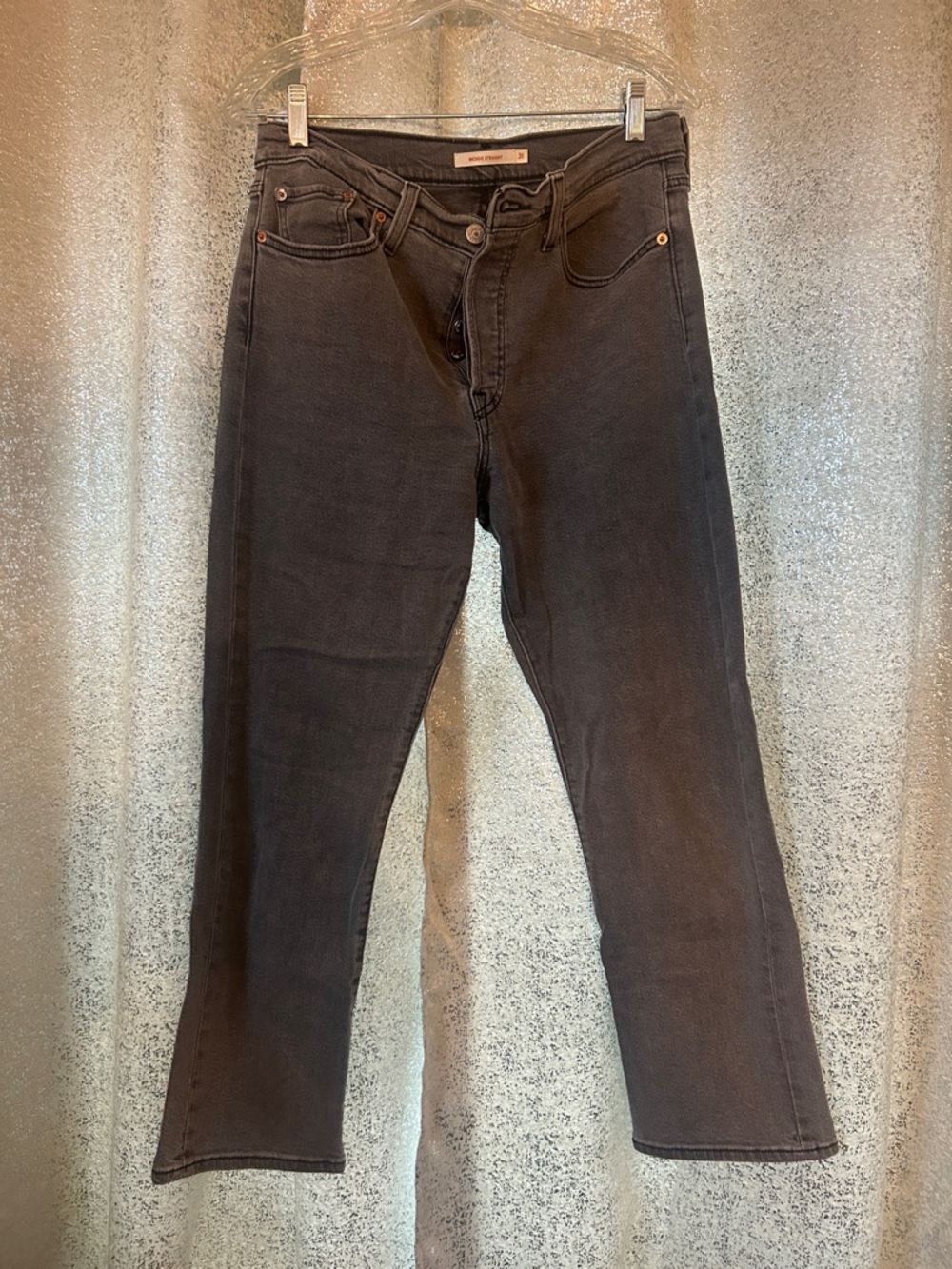 Levi’s Wedgie Black Straight-Leg Jeans Size W31 L28